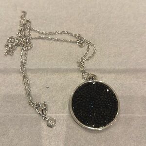 Touchstone Swarovsky Crystal 2 Sided Black Clear Circle Pendant 35” Chain